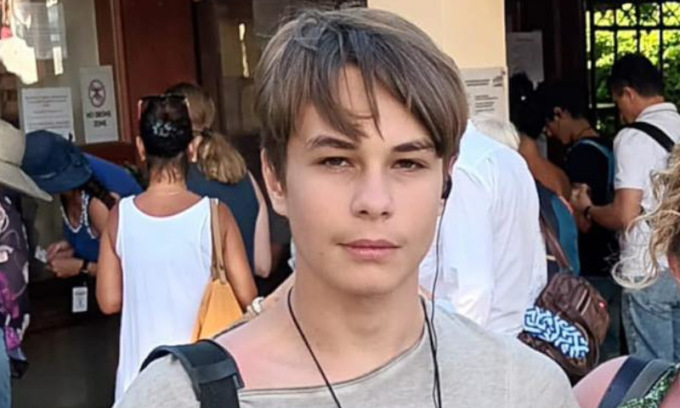 Esce di casa con un amichetto e scompare: apprensione per il 15enne Gregorio