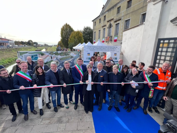 Inaugurata la rotatoria sulla strada del Santo a San Giorgio delle Pertiche