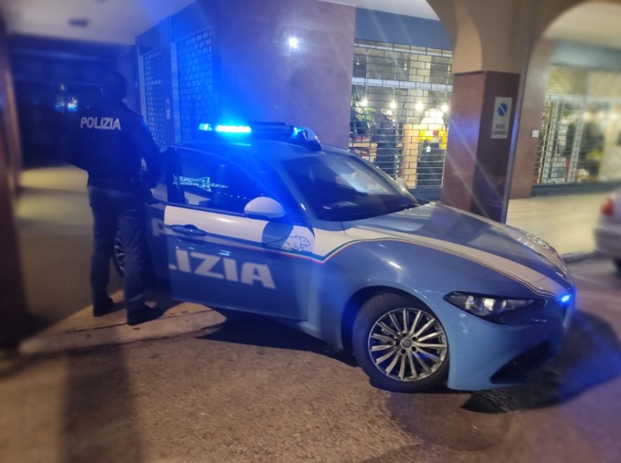 Ma quali lettini! Nel centro massaggi orientale di Piove di Sacco c’erano proprio i letti per le prestazione “extra”