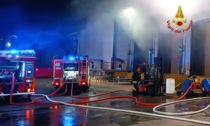 Padova, video e foto dell'incendio al deposito di stoccaggio rifiuti