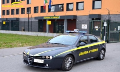 Fuochi d'artificio trasportati illegalmente: maxi sequestro da 8 quintali in provincia di Padova