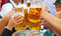 Ubriachi fradici e molesti nella birreria a Conselve: denunciati due 27enni che creavano "scompiglio"
