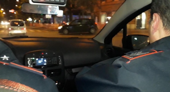 Rubano lastre d’acciaio nell’azienda di Limena, ma scattano allarme e inseguimento coi Carabinieri: tre giovani denunciati