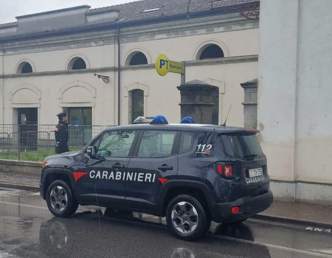Cittadella, urla e minacce per farsi aprire l’ufficio postale: denunciato 33enne