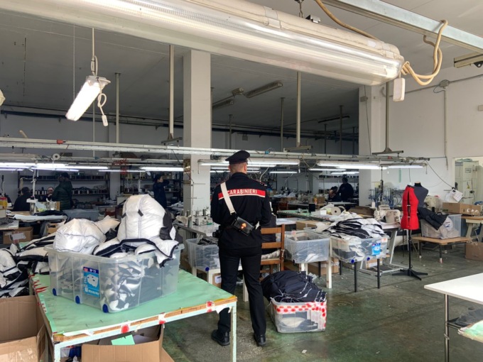 Padova, giro di vite sul lavoro nero. Nel mirino rider e una fabbrica gestita da cinesi