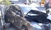 Cittadella, tremendo schianto tra auto e furgone sulla Valsugana: una donna ferita