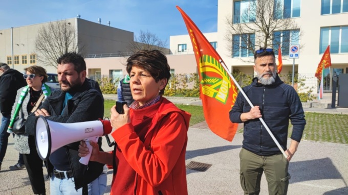 Malvestio di Villanova di Camposampiero: alta adesione allo sciopero contro i licenziamenti