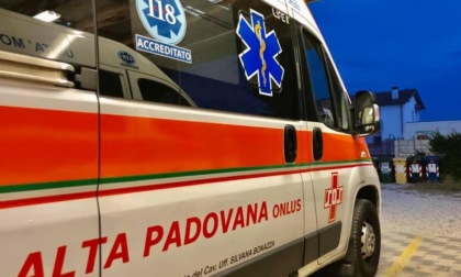 Investito da un'auto a Curtarolo: pedone 90enne muore dopo una notte di agonia