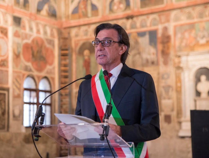 Voleva solo visitare un appartamento, discriminata per il nome straniero: “Lei non può, abbiamo case apposta”
