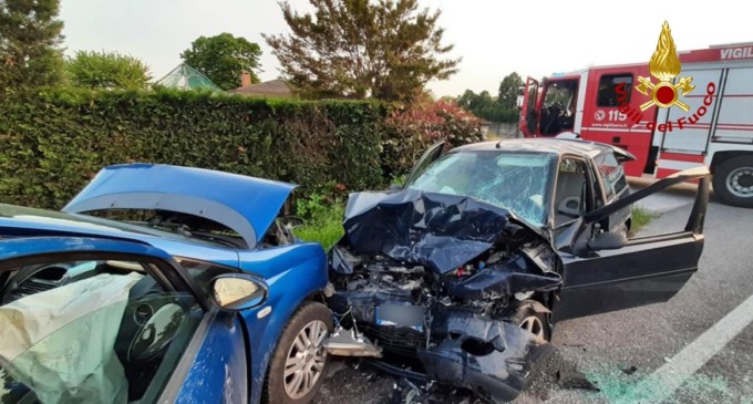 Frontale tra auto a San Martino di Lupari: due donne ferite, una è grave