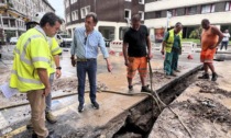 Padova, tubatura dell'acqua danneggiata durante i lavori: maxi perdita con danni e disagi