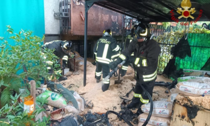 Bancale di pellet a fuoco in via Bellorini