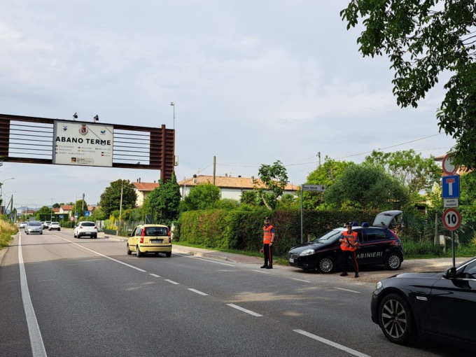 Il ladro “matrioska” di Abano Terme: dentro l’auto rubata c’era una bici rubata