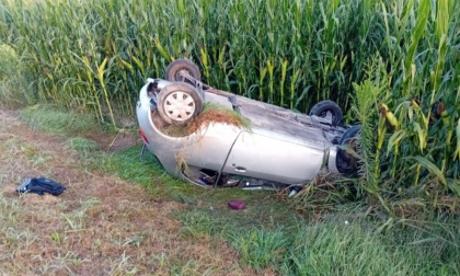 Neopatentata si schianta con la sua auto: denunciata perché ubriaca