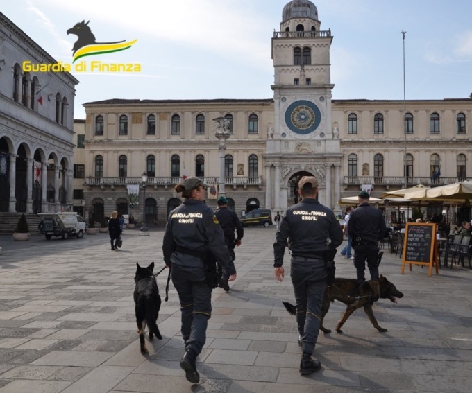 Controlli antidroga nel quartiere Stanga a Padova: un arresto e 17 segnalazioni