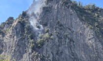 Colli Euganei, incendio a Rocca Pendice: spento dopo alcune ore grazie all'elicottero