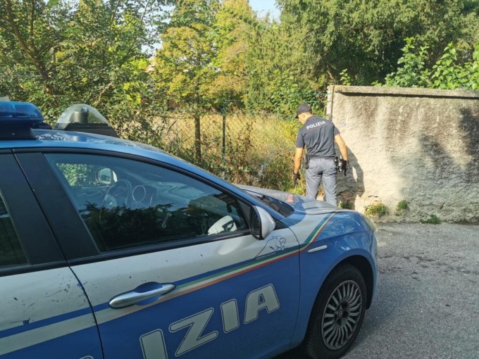 Delinquenza e degrado urbano a Padova, blitz nella caserma Prandina e all’ex Configliacchi