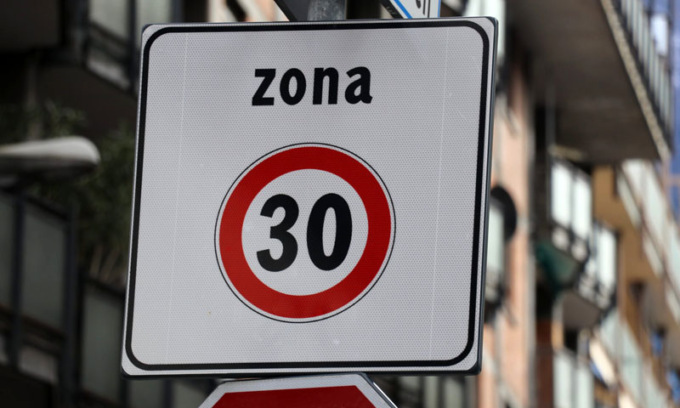 “Zone 30” in aumento anche a Padova: il limite orario interessa già 177 strade della città
