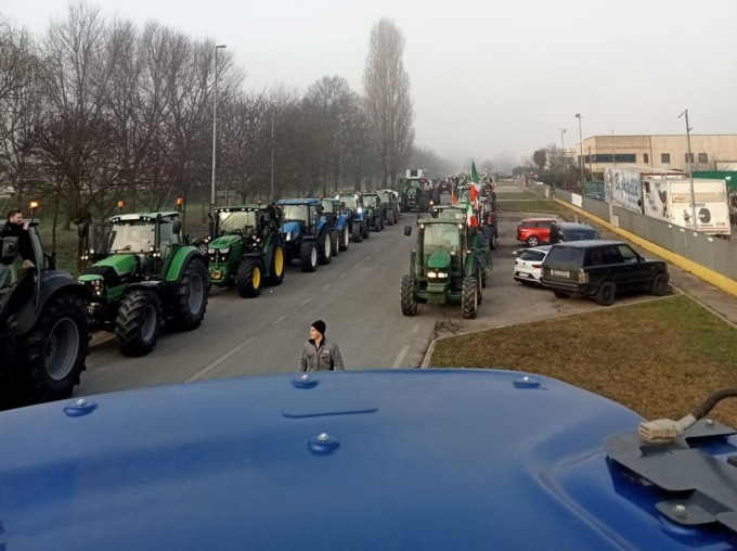 I trattori oggi a Padova, il presidio allo stadio Euganeo