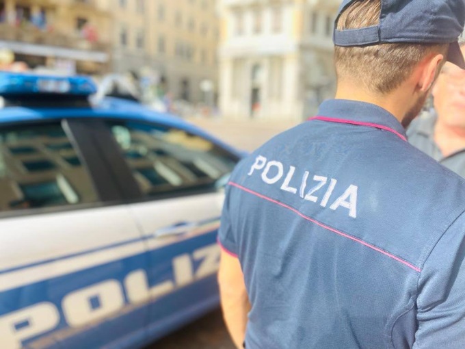 Beccato mentre spacciava a Villa Berta, stava vendendo cocaina a un cliente