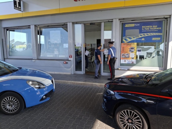 Diventa teatro di risse e luogo di ritrovo per pregiudicati: chiude l’ENI Caffè di Via Sommavilla
