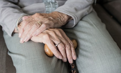 Badante ubriaca picchia una 90enne e sua sorella 80enne nel primo giorno di lavoro