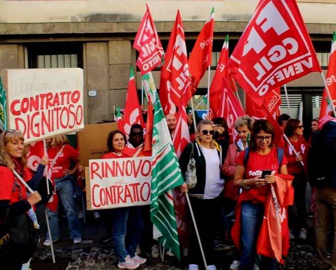 A Padova giornata di protesta per operatori socio sanitari e infermieri delle RSA