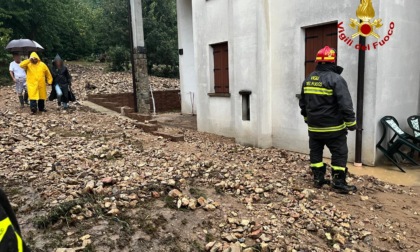 Colata di fango, sassi e acqua dal monte Ricco a Monselice: evacuate una mamma e la figlia