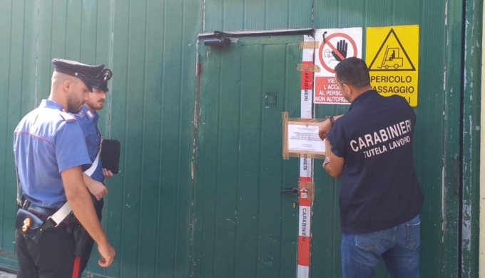 Ancora caporalato, a Brugine scoperto un laboratorio tessile con 25 operai stranieri sfruttati e che vivevano nel degrado
