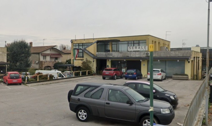 Annega la figlia neonata nel water del night a Piove di Sacco: a processo
