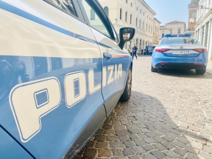 Dieci Daspo “fuori contesto” emessi dalla questura di Padova: risse, rapine, lesioni, furti. Coinvolti anche minori