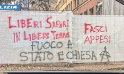 La città di Padova imbrattata con scritte contro Polizia e istituzioni, la questura dispone la mappatura