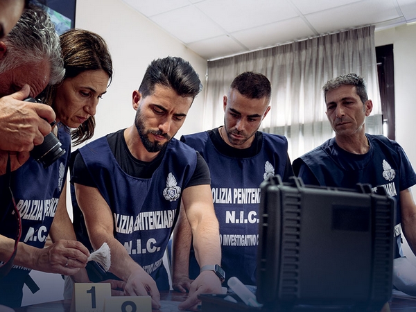 Collaborazione tra Polizia di Stato e Polizia Penitenziaria: tirocinio per otto allievi in Questura