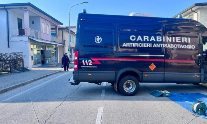 Valigetta abbandonata in Posta a Villafranca Padovana, allarme bomba rientrato dopo l’intervento degli artificieri