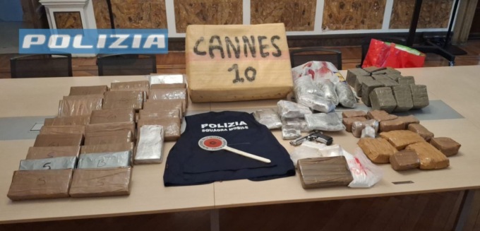 Oltre 100 chili di droga sequestrati, due arresti nel padovano