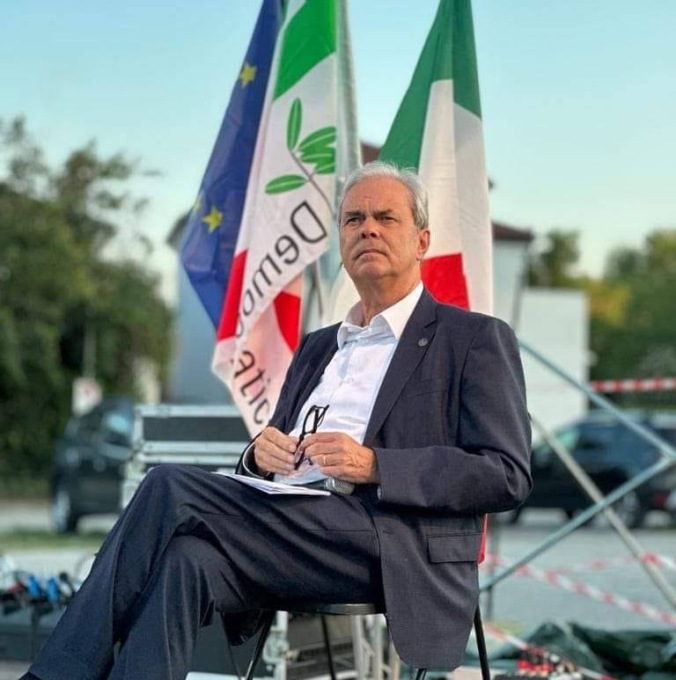 Achille Variati