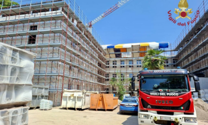 Crolla il solaio di un ex convento in ristrutturazione a Padova, feriti due operai