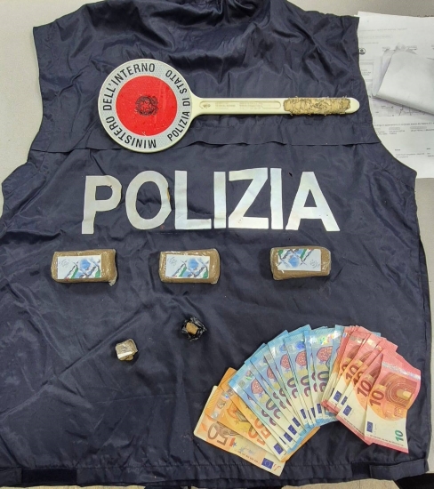 Efficace attività di contrasto al traffico di stupefacenti: arrestati e processati due stranieri