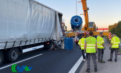 Tir in avaria sull'A4 all'altezza di Vigonza provoca fino 20 km di coda