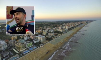Bimba sta annegando a Jesolo, poliziotto della Questura di Padova si lancia in mare e la salva