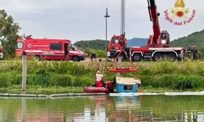 Imbarcazione affonda nel Canale Battaglia: sommozzatori all'opera per il recupero