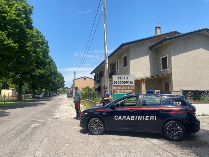40enne scoperto con dosi si cocaina a Casale di Scodosia da un carabiniere fuori servizio