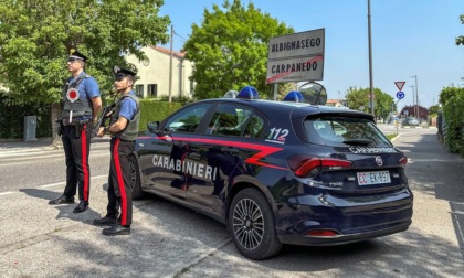 In edicola non solo giornali e riviste, il titolare spacciava anche dosi di cocaina