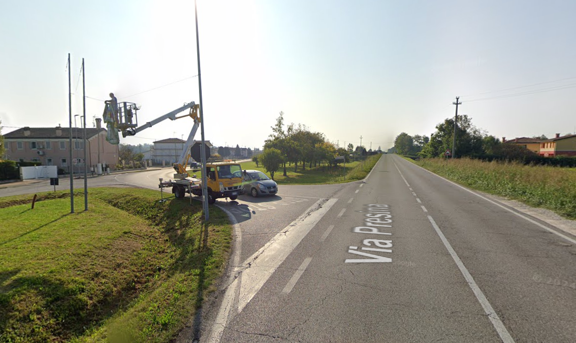 Incidente tra una moto e un’Audi Q7 a Piazzola sul Brenta: morto il centauro 66enne