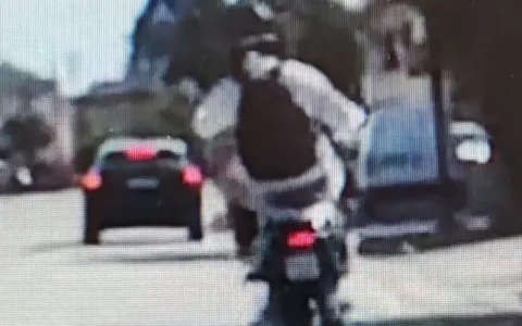 Sgommate e impennate per i social: 19enne fermato dalla Polizia Locale
