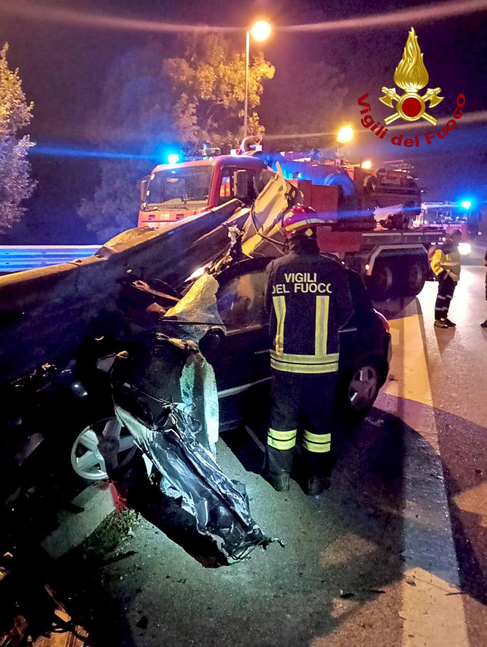 Auto contro il guardrail sulla tangenziale di Limena