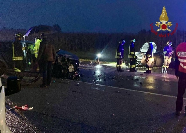 Incidente sulla SR53 a San Martino di Lupari: tre auto coinvolte e due feriti