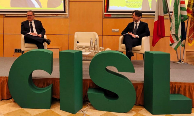Regionali, primo punto in comune per Stefani e Manildo in casa Cisl: “400 case sfitte sono uno scandalo”
