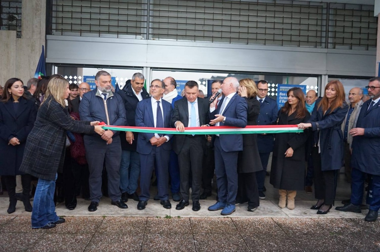 Ignazio La Russa inaugura la nuova sede di Fratelli d’Italia a Padova e rilancia sul Veneto: “Autonomia sempre più vicina”