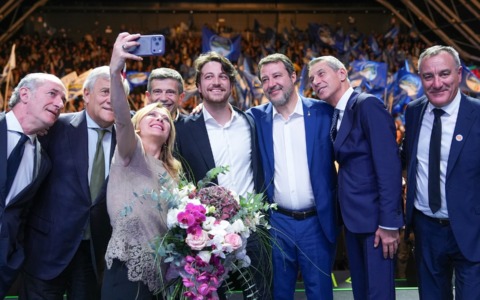 Il Centrodestra chiude la campagna elettorale a Padova: Meloni per Stefani, c’è anche Zaia